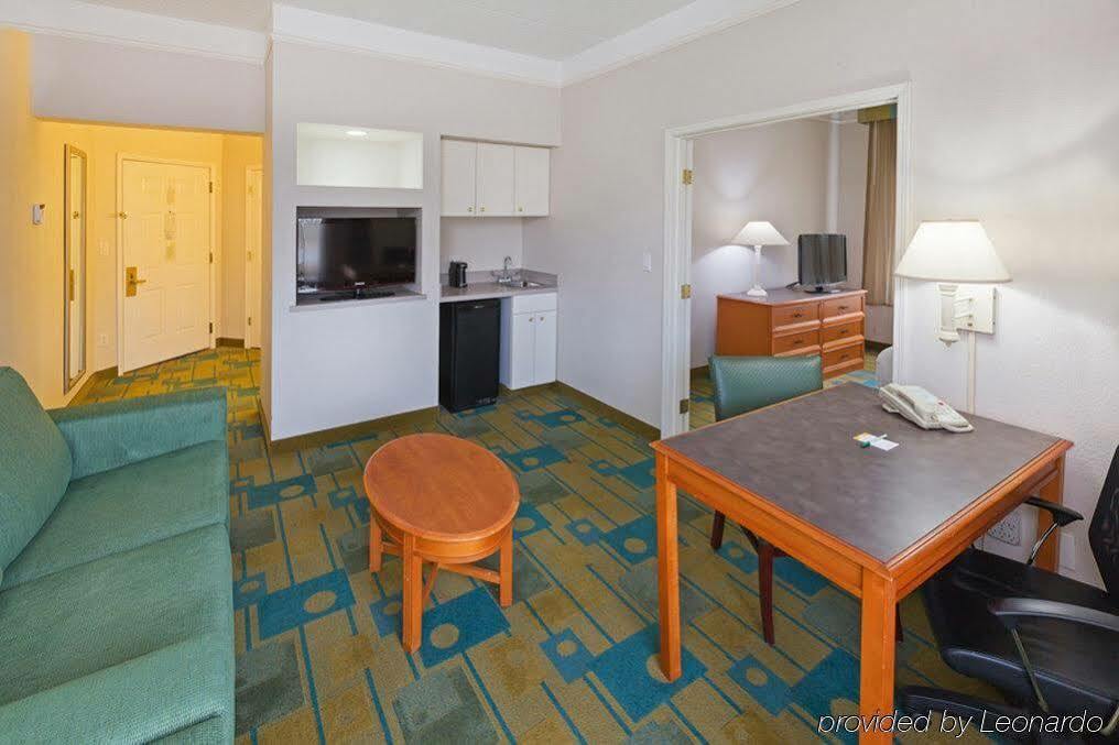 La Quinta By Wyndham Shreveport Airport Hotel Kültér fotó